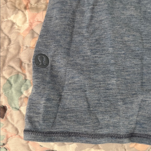 Lululemon Grey Racerback Split-Back Tank Top - Picture 3 of 3